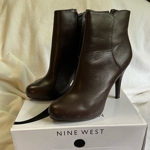 Nine West brown heeled booties